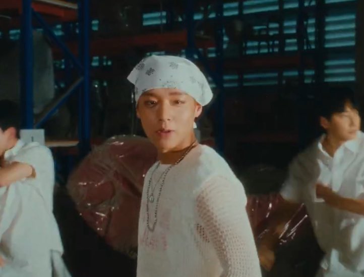 wes 🐰 tweet media