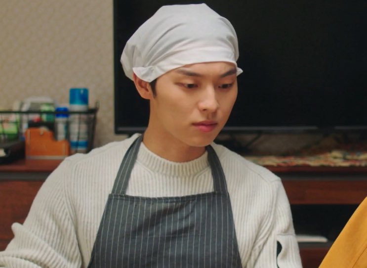 wes 🐰 tweet media