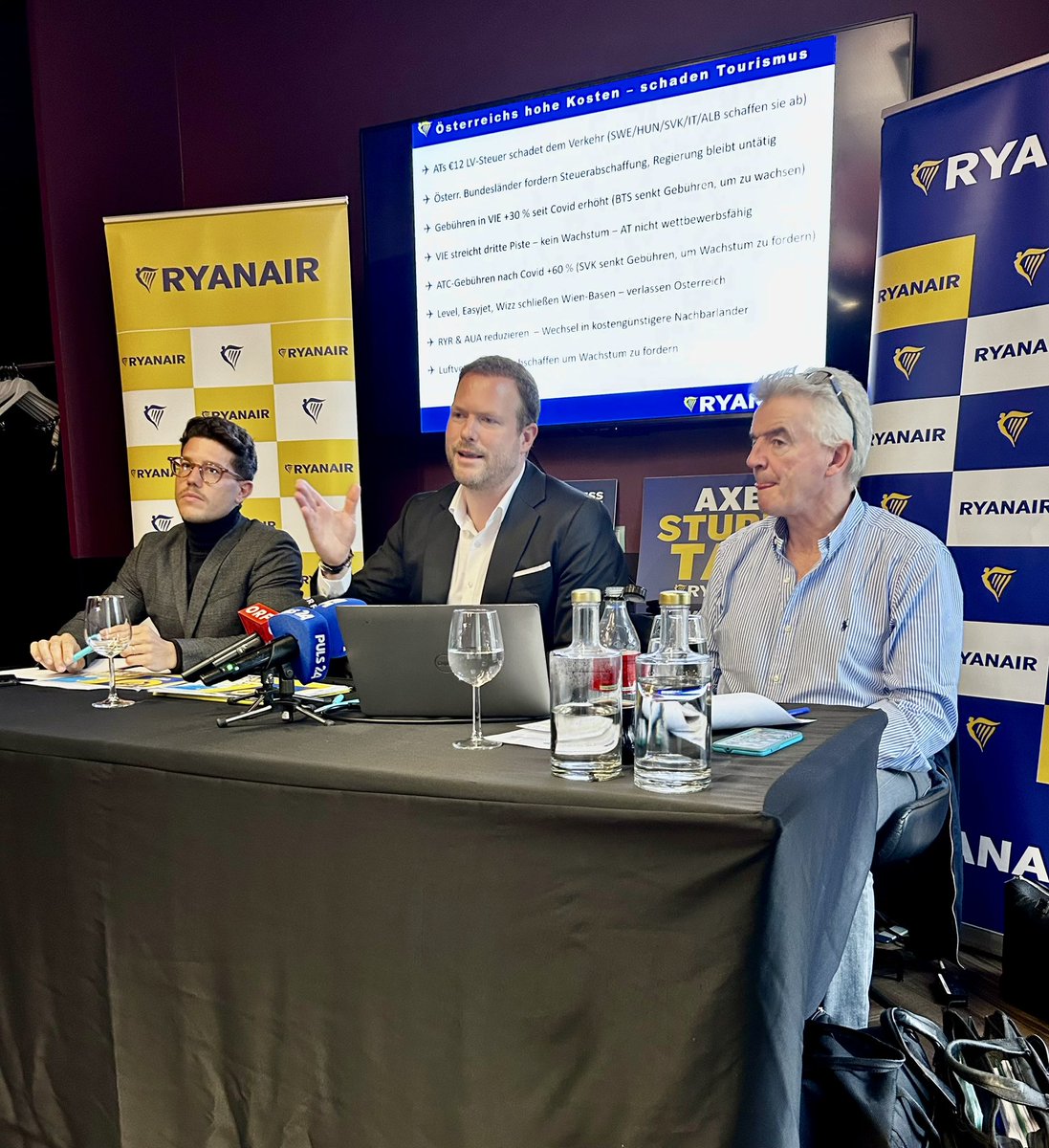 HofmannAviation's tweet photo. #CEOinterview with Michael O‘Leary from the Ryanair Group. Michael O’Leary said long-term planning is getting harder for the ULCC because of the current geopolitical situation and fuel supply challenges within Europe.
Also today, #TVwork with ORF ZiB.
@Ryanair https://t.co/suMVcRDs5K