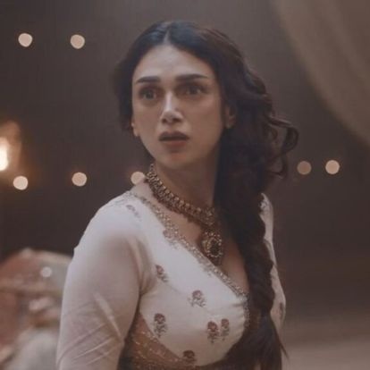 South Asian Lyanna Stark, our Queen of Love and Beauty ᪥