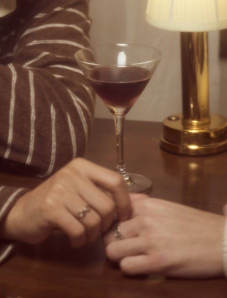 ตงชช ft. เขียนรัก 🖊️ tweet media