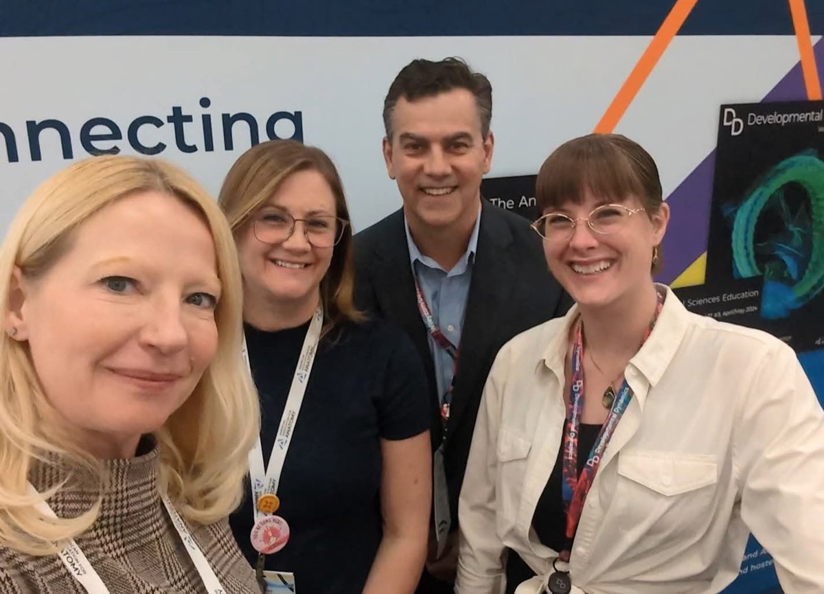heatherfsmith's tweet photo. And that’s a wrap on Anatomy Connected 2026! Thanks to @AnatomyOrg for another amazing conference. It’s always an honor to represent @AnatRecord, and a joy to hear about the latest exciting research in our field &amp; connect with colleagues and friends https://t.co/C30Pg7ey0I