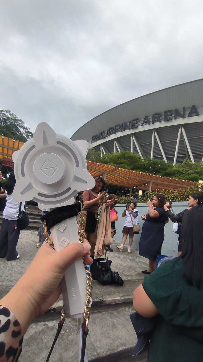 halfrice23's tweet photo. I SAW it. I WAS there. ❤️ https://t.co/BXfKko8Caf