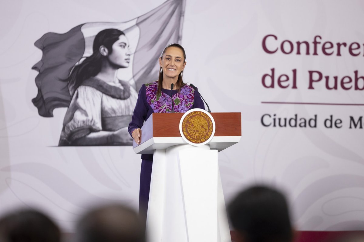 SomosJuarezNoti's tweet image. #Local #Principal | . – La presidenta no poporcionó información referente a la agencia a la que pertenecian los elementos de la Union Americana fallecidos en...
Nota Completa: is.gd/5TsjHy