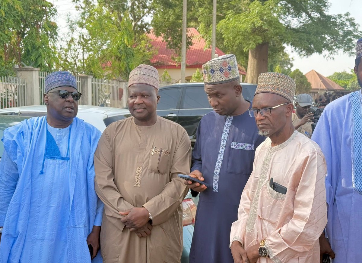 Rt. Hon. Isa Ashiru tweet media