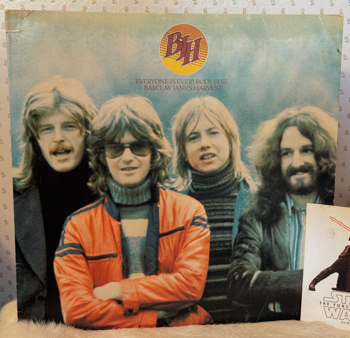 caseyflip's tweet photo. TCCDM Pulls One Out..."Everyone Is Everybody Else" - Barclay James Harvest (1974)
at The College Crowd Digs Me
https://t.co/QZCYCJAk3O

#BarclayJamesHarvest #EveryoneIsEverybodyElse #nowspinning #vinylfinds #vinylcommunity #nowplaying https://t.co/jrFsE37gqG