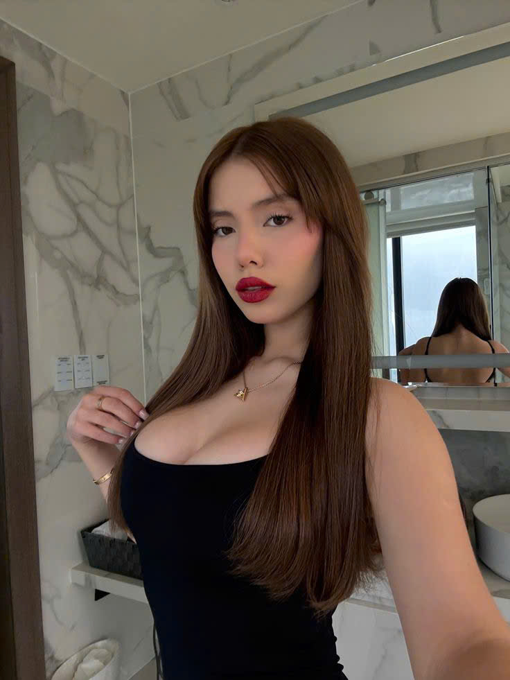 Douglas Freeman tweet media