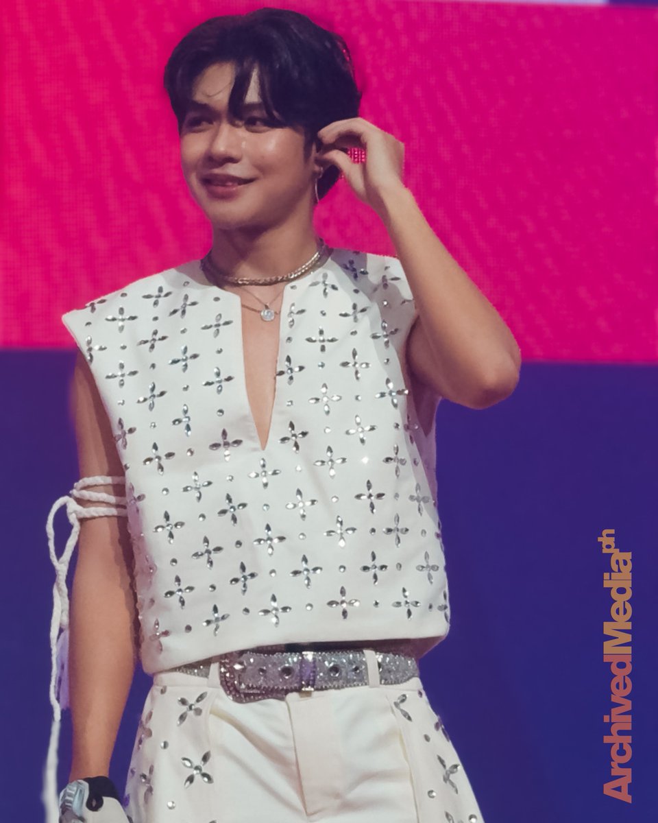 Hori7on Kim during Round Festival Day 2 

#HORI7ON #호라이즌 #Kim #Hori7on_Kim
<a href="/HORI7ONofficial/">HORI7ONofficial</a>