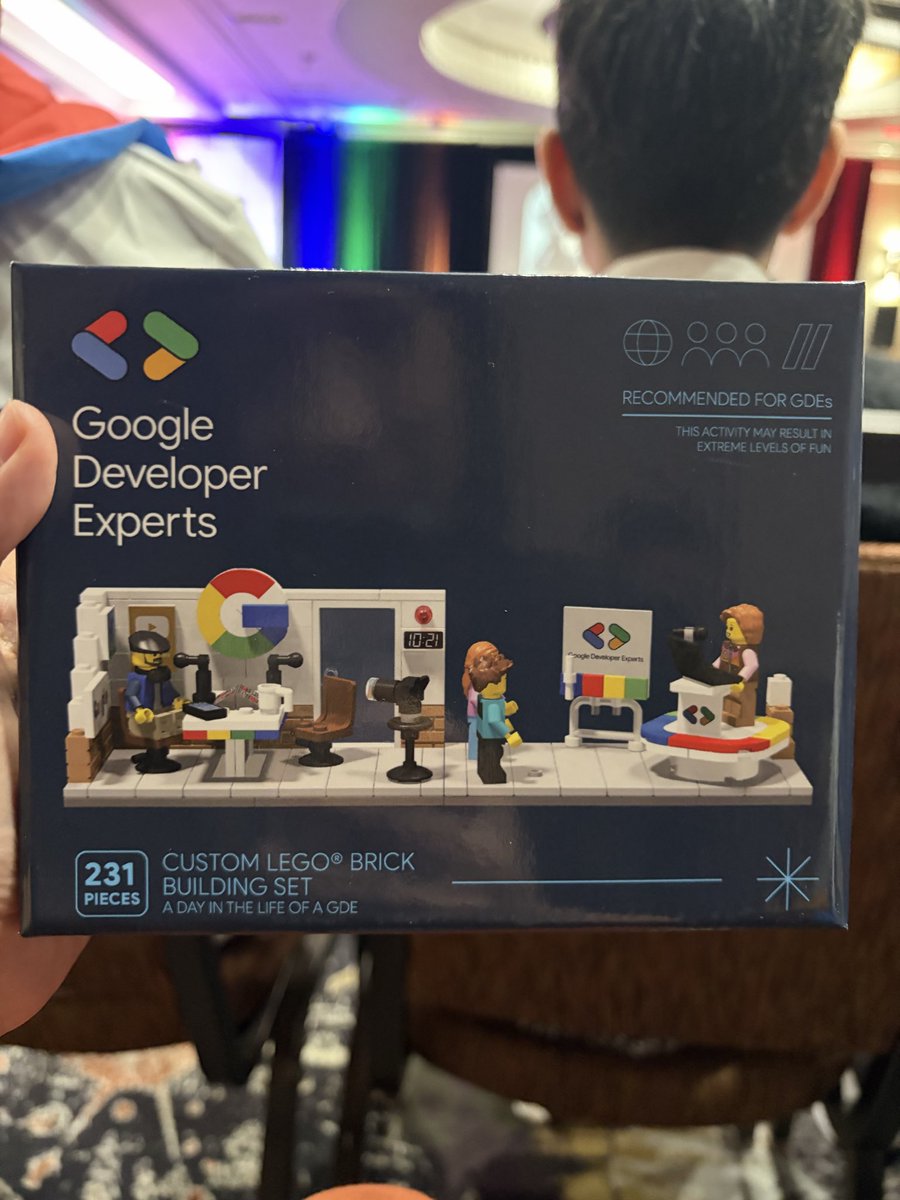 aileenvl's tweet image. Day 1 of this amazing week! my first GDE summit, really thankful to be part of this community ♥️ looking forward to #googlecloud