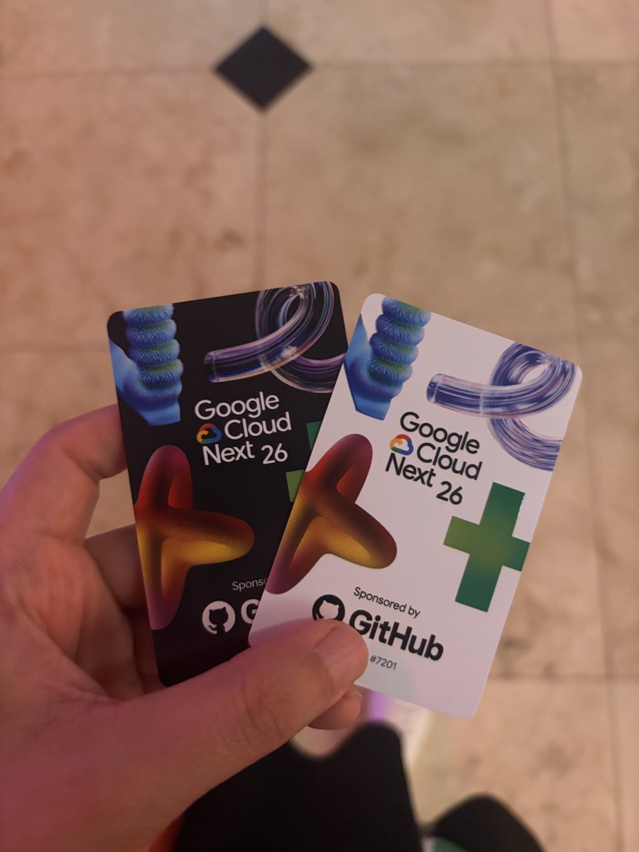 aileenvl's tweet image. Day 1 of this amazing week! my first GDE summit, really thankful to be part of this community ♥️ looking forward to #googlecloud