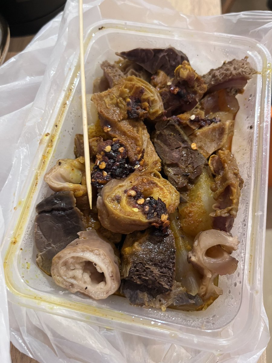 B’s world II tweet media