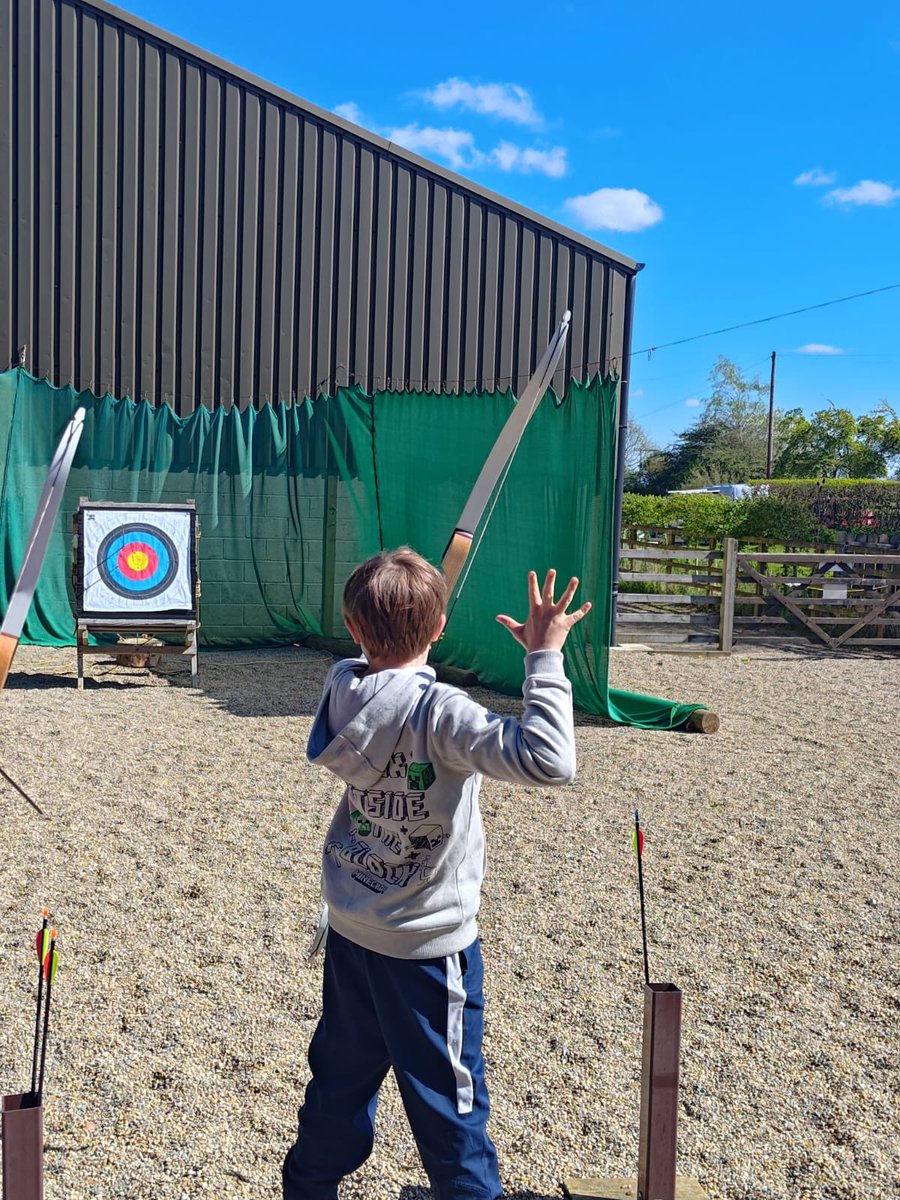 Roundhay Year 4 tweet media