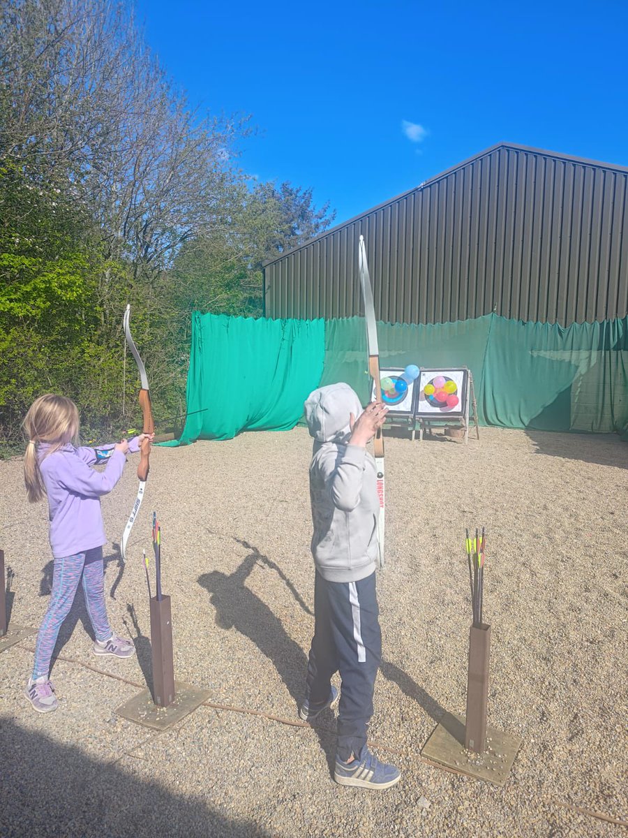 Roundhay Year 4 tweet media