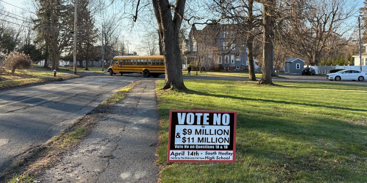 JenniferNassour's tweet photo. Another Massachusetts town on the brink over… you guessed it… higher taxes. Neighbors fighting, signs disappearing, people worried they’ll be priced out of their own homes. This isn’t just South Hadley, it’s a warning sign for what happens when costs keep rising and leadership shrugs. At what point do we admit this isn’t sustainable?
https://t.co/yjzqKsAmKm