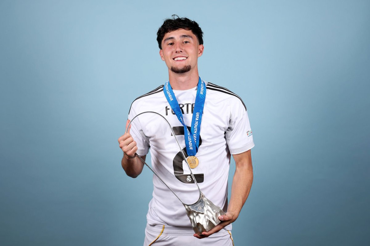 HQpcrt's tweet image. Jesus Fortea #RealMadrid #UYL