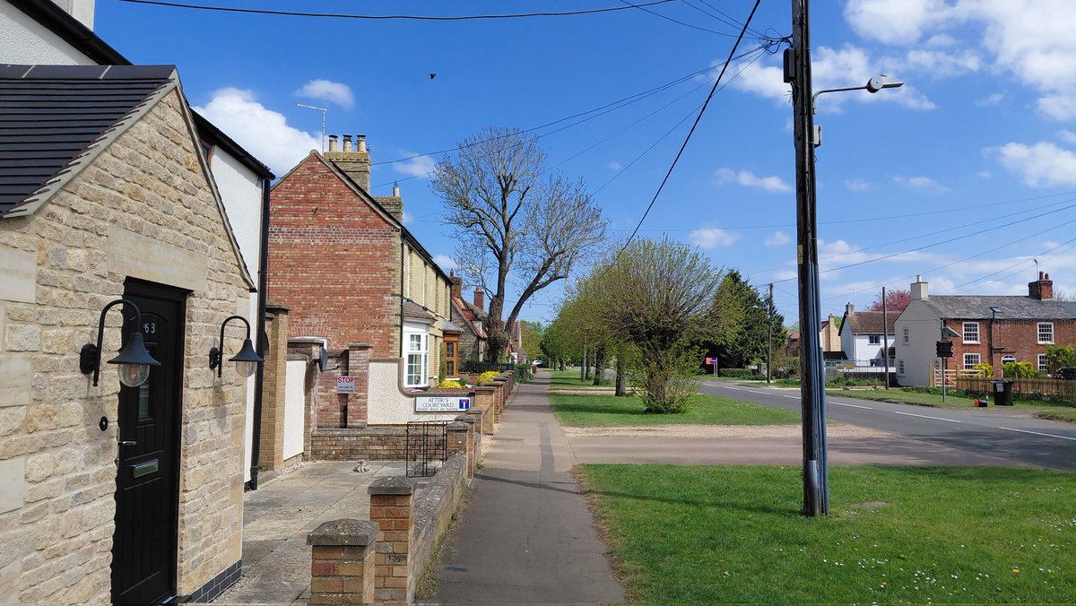 Carl Adams tweet media