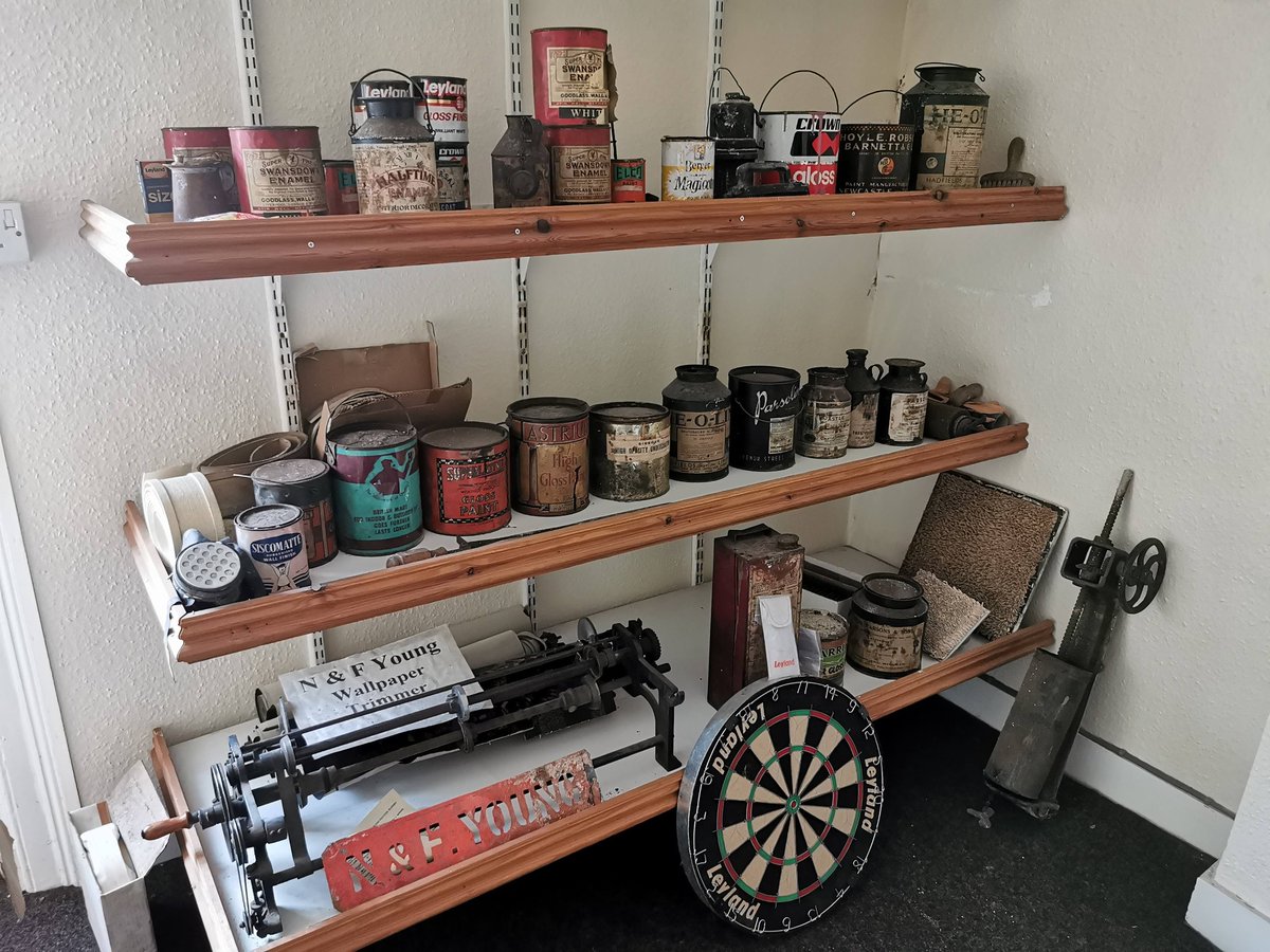 DecoratorsU's tweet image. A real slice of history…

#history #paint #throwback