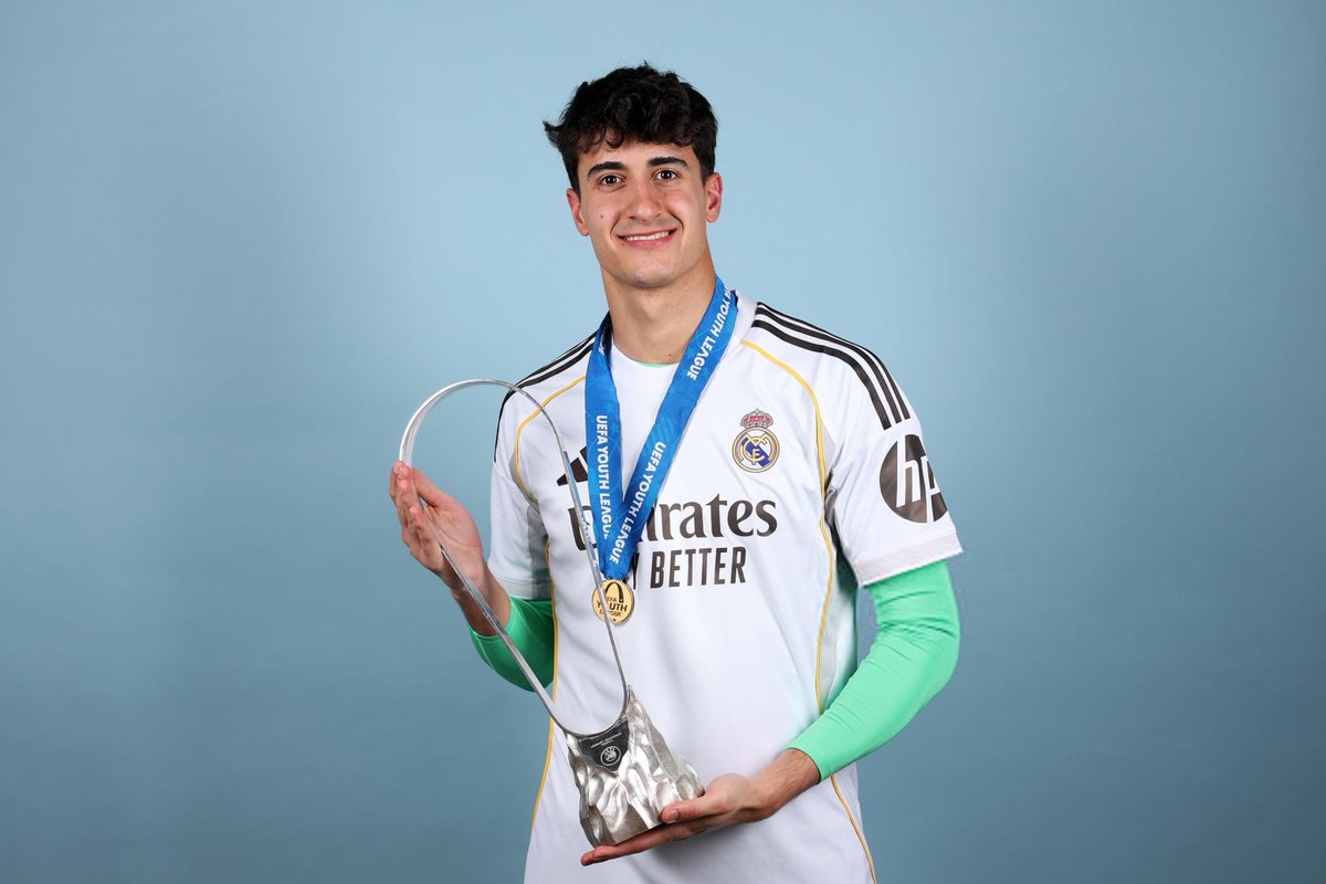 HQpcrt's tweet image. Javier Navarro #RealMadrid #UYL