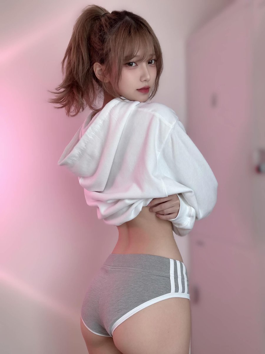 Hina🌷 tweet media