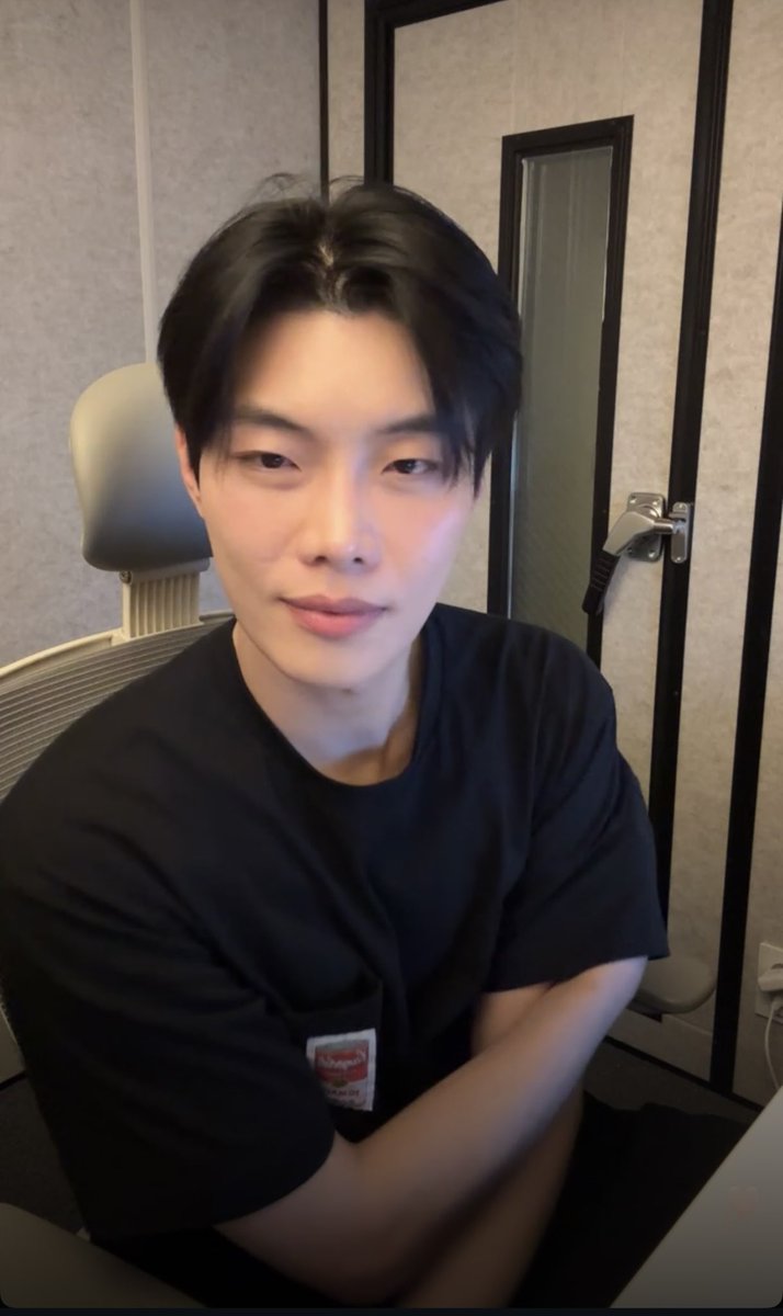 ｆｑｈ🦕✨ tweet media