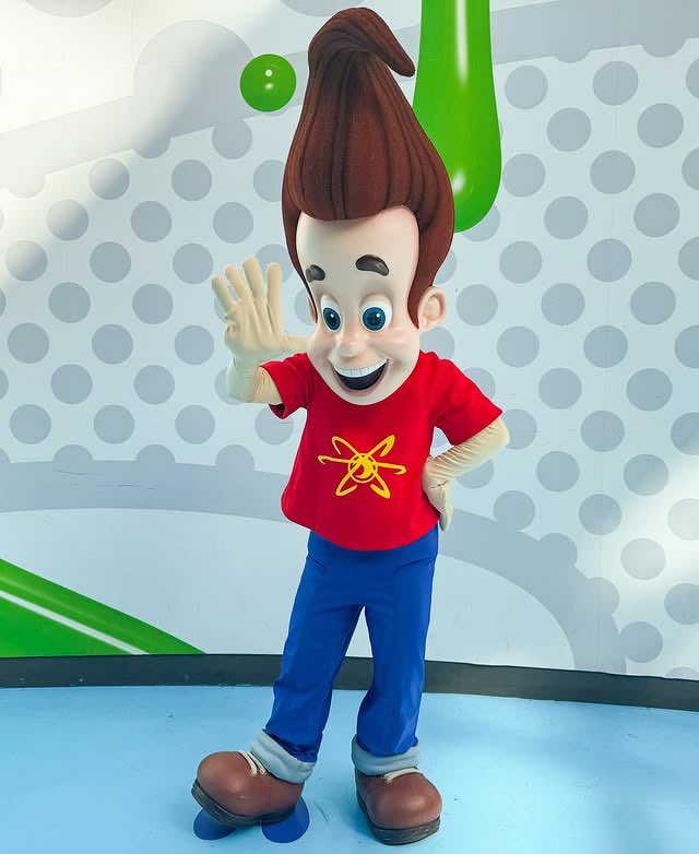 BishonenKigu's tweet image. You seem really adept at recreating these old mascot costumes! Would it be possible for me to request models of certain mascots? Or is this all just a personal project?
(Also, this Jimmy mascot reappeared recently at the Nickelodeon Park at Mall of America.)