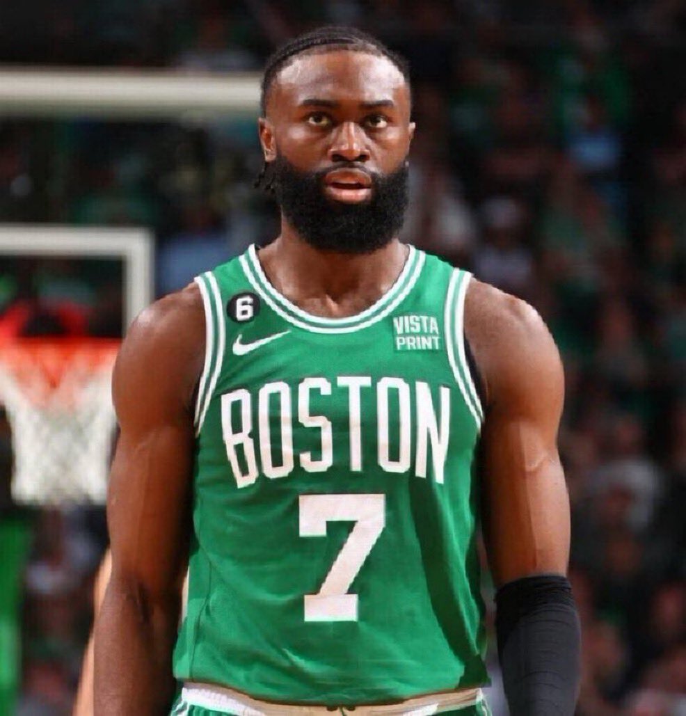 HE IS NOT PASSING THE BALL.

Jaylen Brown Under 4.5 Assists 

50❤️ and I’ll drop NBA Play #5 

Brown had 4 POTENTIAL ASSISTS Game 1 so he would have gone under EVEN WITH 100% Shooting off his passes

And he has 7 or less potential assists in SIX STRAIGHT GAMES which is awful for
