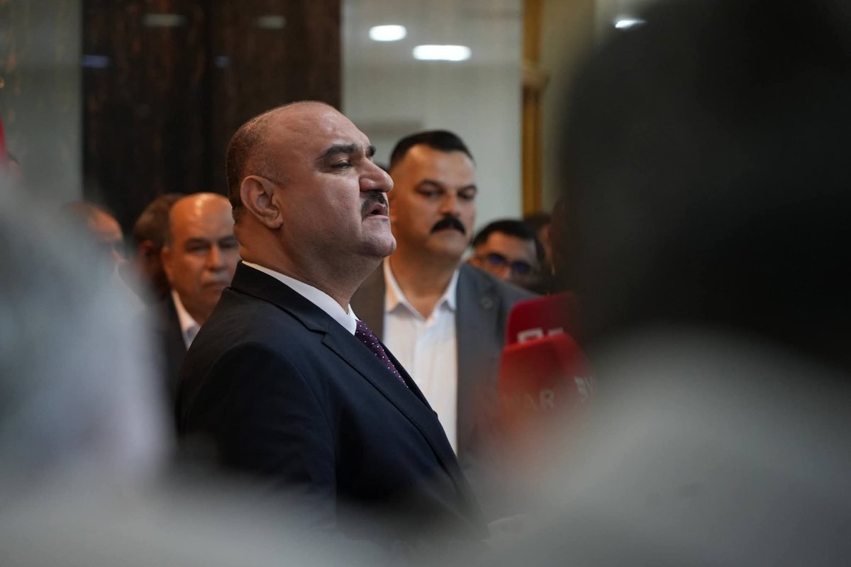 llmkyll's tweet image. Kerkük Valisi Muhammed Seman Ağa:

🔴 "Türkiye'deki büyükşehir belediyeleri, Kerkük'e hizmet etmek amacıyla hibe ve projeler sunma sözü verdi."