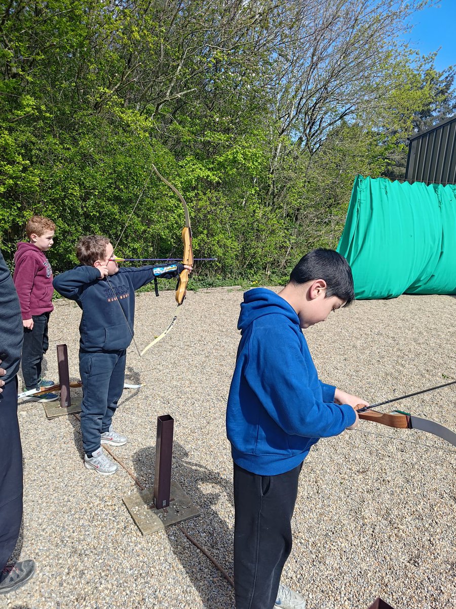 Roundhay Year 4 tweet media