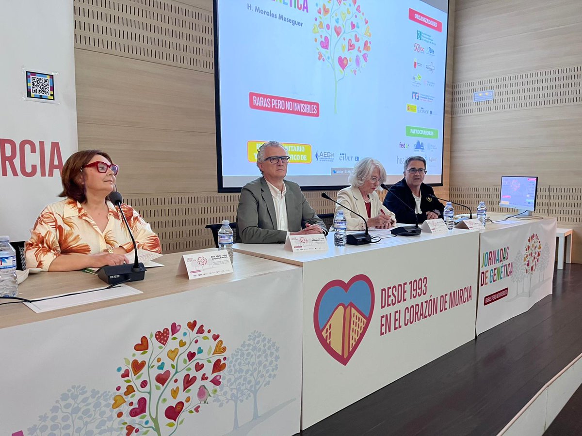 El consejero de Salud, Juan José Pedreño, inauguró hoy las III Jornadas de Genética 🧬 ‘Avances en el diagnóstico y tratamiento de las enfermedades genéticas y raras’, que congregaron en el hospital Morales Meseguer a profesionales del ámbito sanitario, investigadores,