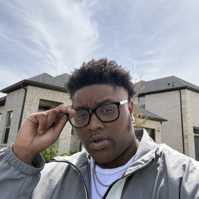 亗 tweet media