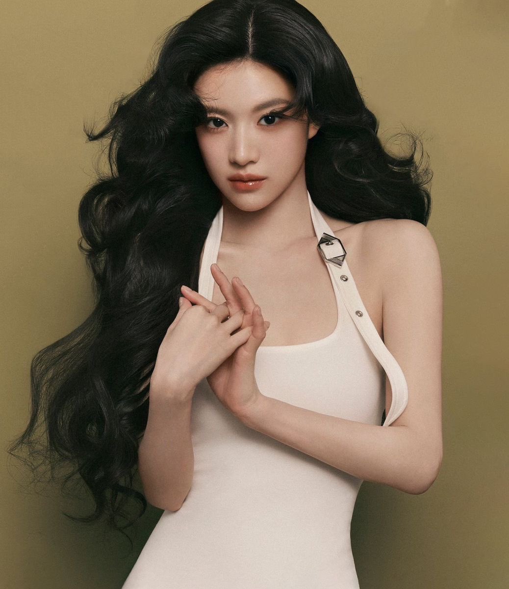 YOUNJUNG BASE tweet media