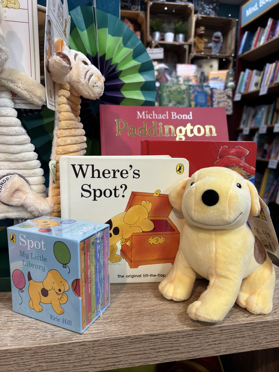 KenilworthBook's tweet image. NEW STOCK HIGHLIGHT @rainbowdesigns1 🌈

How gorgeous is this new gift range from @rainbowdesigns1 ! A board book and a matching character is the perfect gift for a little one 🥰

What’s your favourite?

#rainbowdesigns #babygifting #babyshower