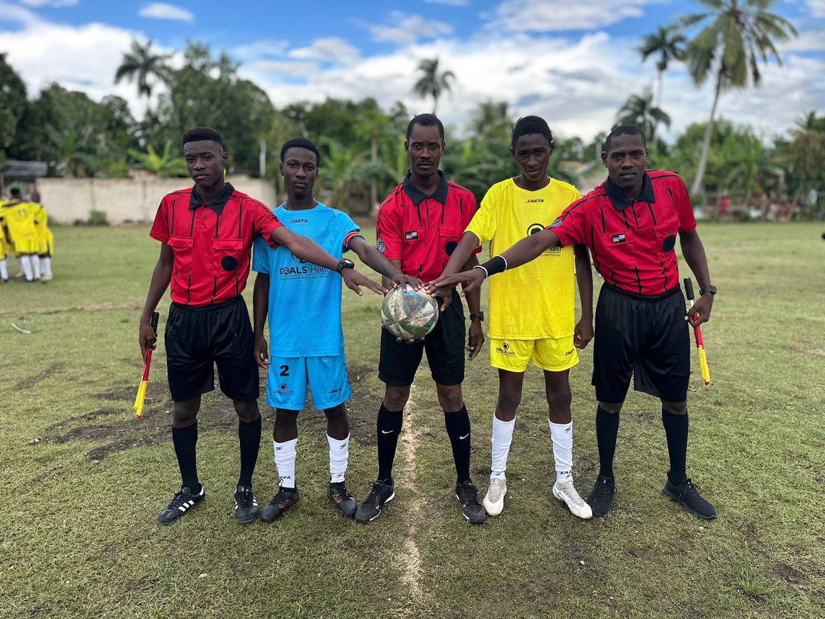 goalshaiti's tweet photo. Spring tournament in full effect. #Haiti #sportforgood #equalplay #football #soccer #play ⚽️🇭🇹 https://t.co/81Xcigk8F9