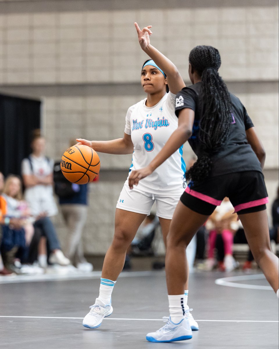SeRae_B_Palmer's tweet photo. GUAA Session 1 💪🏾🏀⚡️ https://t.co/sAqvNs32v5