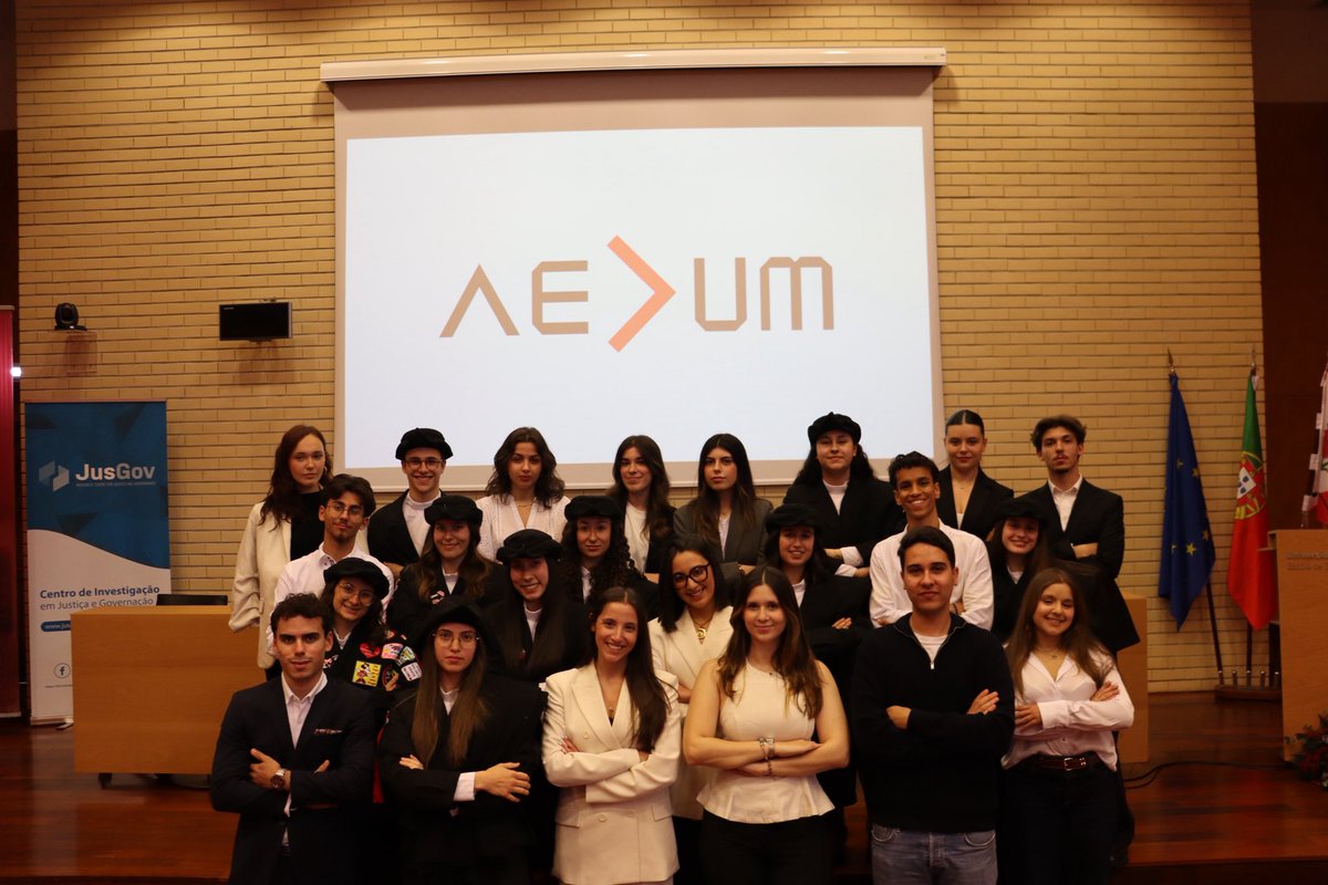 FranciscoFeNeto's tweet photo. Tomada de Posse dos Órgãos Sociais da XXX Direção da Associação de Estudantes de Direito da Universidade do Minho | 20/04/2026 https://t.co/RkBcZ5Ruwm