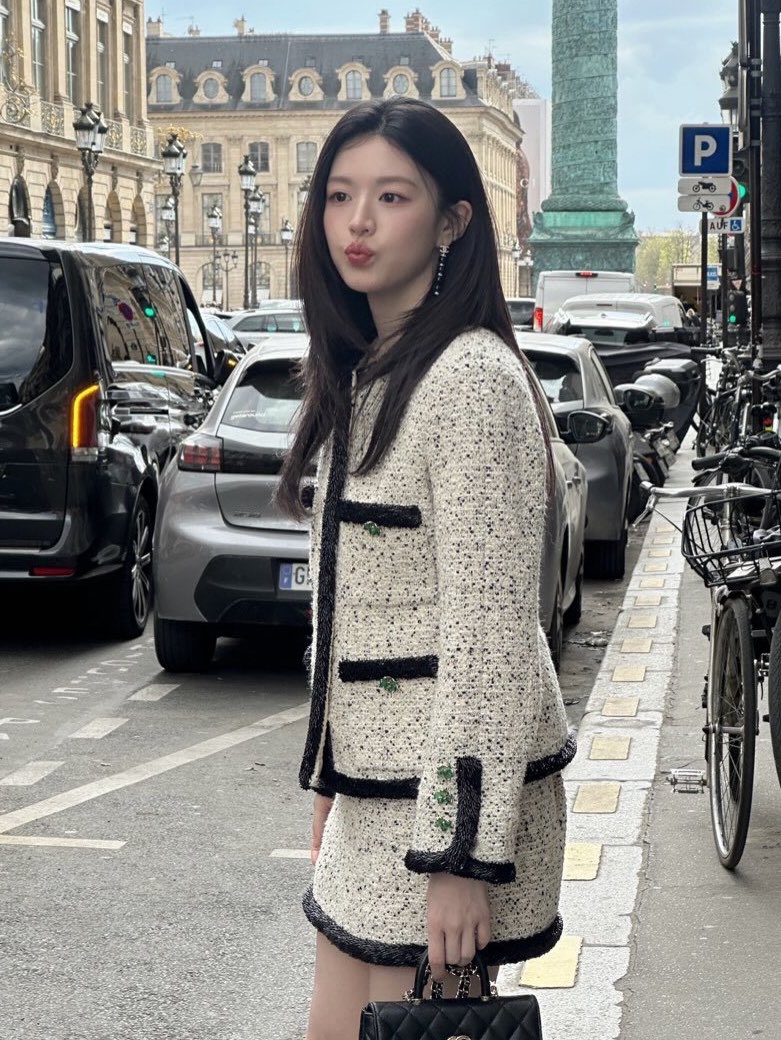 (rest) N♡ tweet media