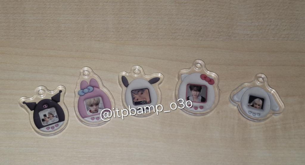 itpbamp_o3o's tweet image. #rt #follow #이벤트 #스밍
⭐️(좀 늦은)투바투 컴백 기념 이벤트⭐️
콘서트때 나눔하고 남은 키링 보내드려요!

• 알티&amp;amp;팔로우(일회성 괄❌️)
• 댓글에 배부 가능/불가, 원하는 멤버 적기! (연준2/범규2/휴닝1 있음) 
• 참석삭 20rt
• 당발 5/5 + 뽑히면 스밍 인증!