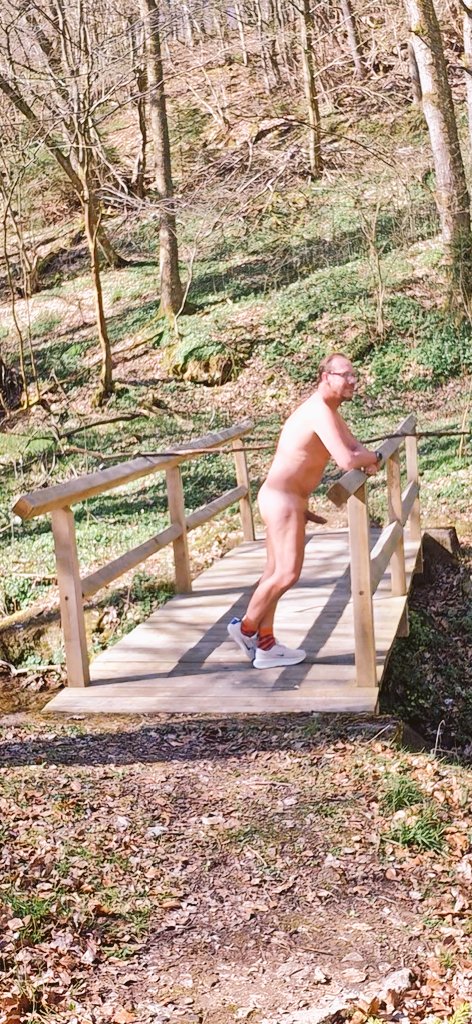 Markfinefun tweet media