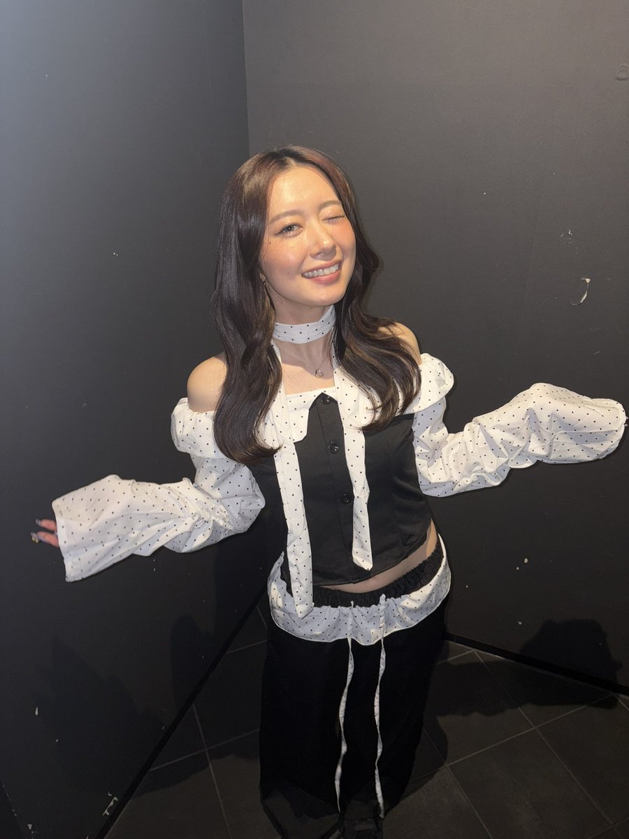 pokekara_suu's tweet photo. 遅くなりました🙇🏻‍♀️
さいっこうに楽しくてアツいライブに出演させて頂きありがとうございました😭✨

演者様たちのアツいパフォーマンスに刺激受けまくり、感動しまくりで本当に幸せでした🥲💖

会場に足を運んでくれた皆様ありがとうございました🙇🏻‍♀️✨

また出られるように頑張るぞ🔥！ https://t.co/xHkS4fZMBy