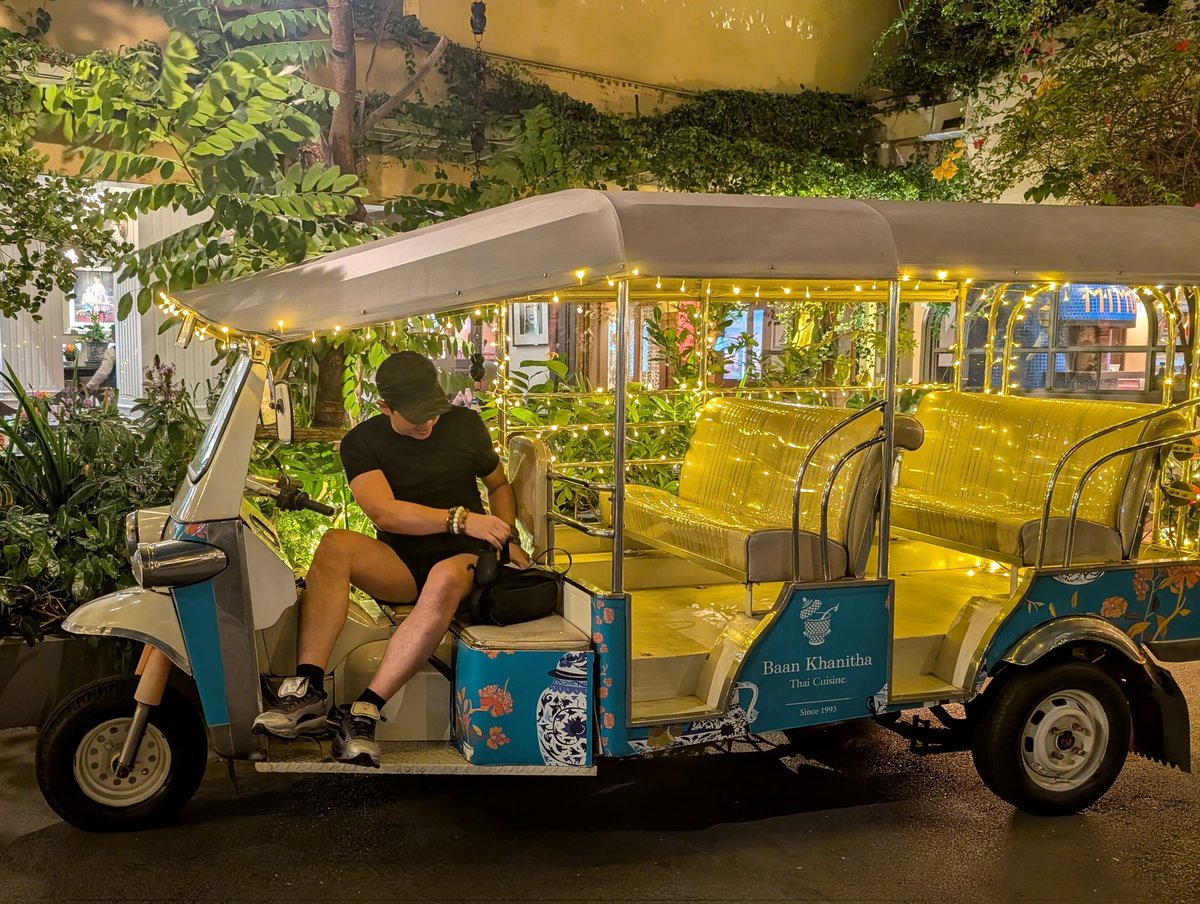 Siklista31's tweet image. Sawasdee! 🇹🇭
Good Evening Thailand! Nice to be back 😊❤️

#Bangkok
#Day2