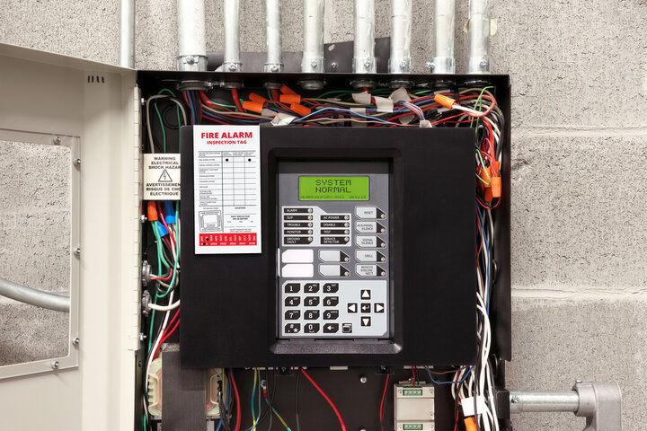 HardFireSS's tweet photo. Spring brings renewal, and it is also a smart time to ensure your fire detection systems are fully operational. Routine checks help keep your property protected as seasonal activity increases.

#firedetection #firealarm #fireprotection #fireprevention https://t.co/i7CpYdpYLr