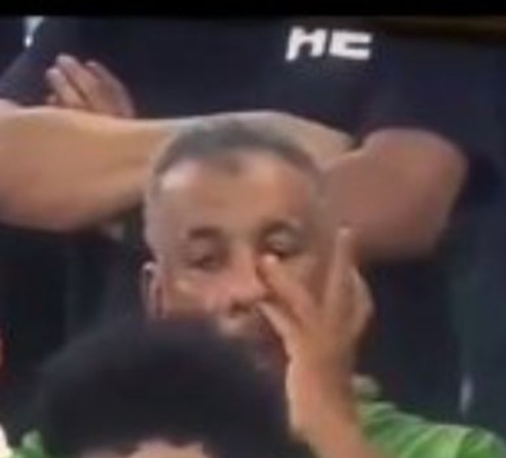 بنت العميد💛🖤 tweet media