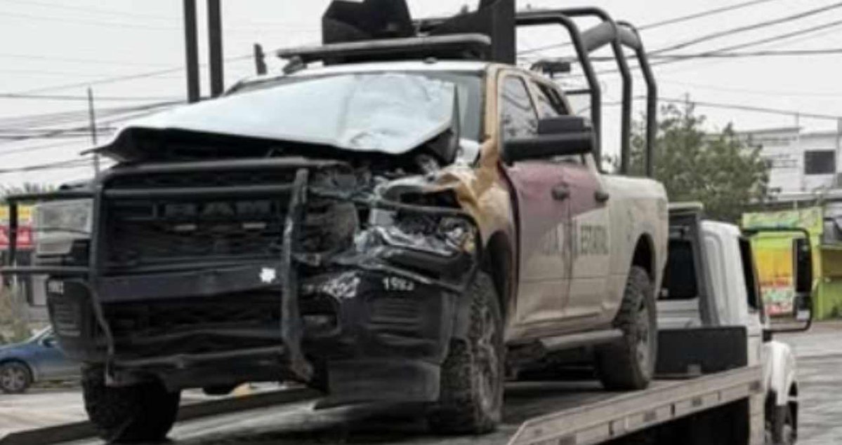 VoxPopuliNoti's tweet image. Persecución de la Guardia Estatal termina con fuerte choque en Reynosa, Tamaulipas

El incidente ocurrió frente a la primaria “Ramón López Velarde”, ubicada en la colonia El Olmo
voxpopulinoticias.com.mx/2026/04/persec…
#Victoria #Reynosa #Matamoros #NuevoLaredo #Tamaulipas #LaRoja