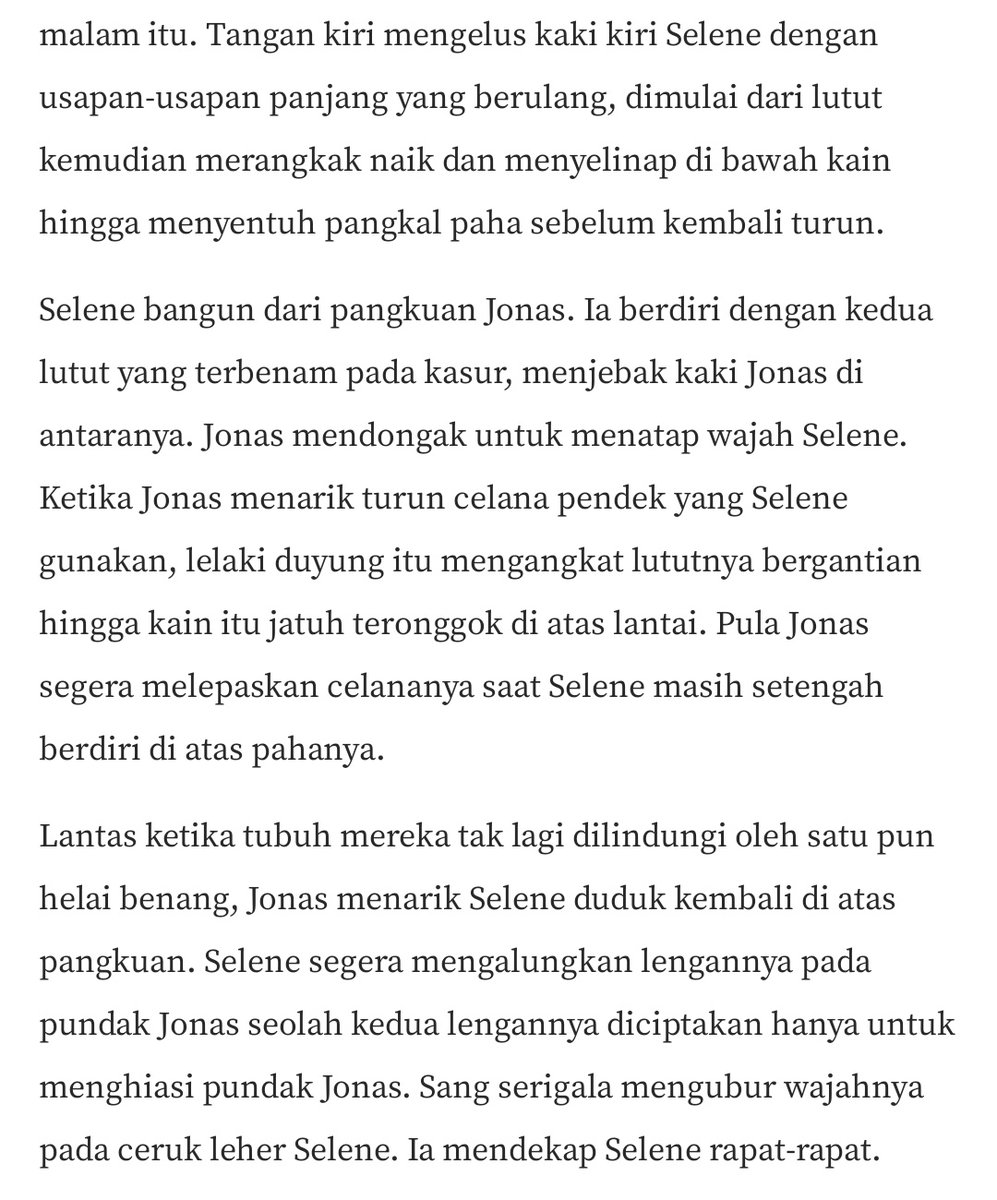 pecelsngho's tweet image. #spoiler jujur sepanjang pengalaman gw nulis jorok INI YANG PALING BIKIN MALU sampe semuka-muka panas dan aku hrs menenangkan diri dengan nyeruput air es 3 gelas #staytuned