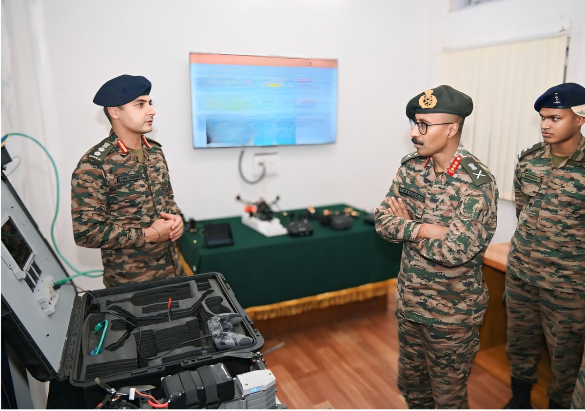 Lt Gen VMB Krishnan, #ArmyCdrEC, reviewed the #OperationalPreparedness of Spearhead Division under #SpearCorps and visited the Drone Excellence Centre. 

The #ArmyCdrEC commended all ranks for their professionalism, technological proficiency and unwavering commitment.

Lt Gen VMB