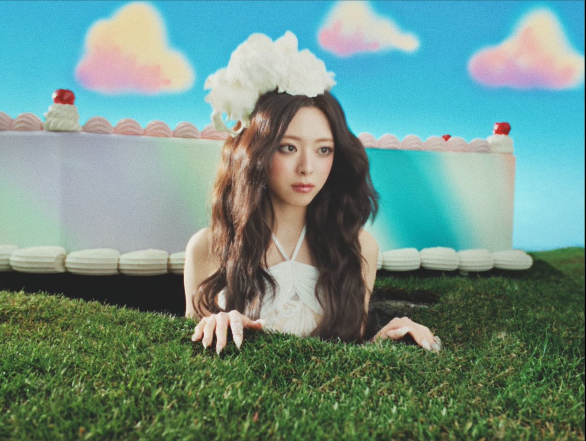 karennestar's tweet photo. MAKE KPOP ART AGAIN https://t.co/n6FvYT7iKH