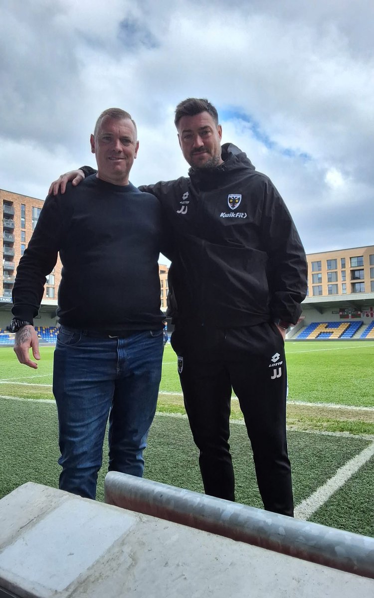 dduke74's tweet photo. Great few hours watching the mighty Dons train today. Thank you all for the invite.@AFCWimbledon @CraigCope_ https://t.co/3Tnd0MBKf4