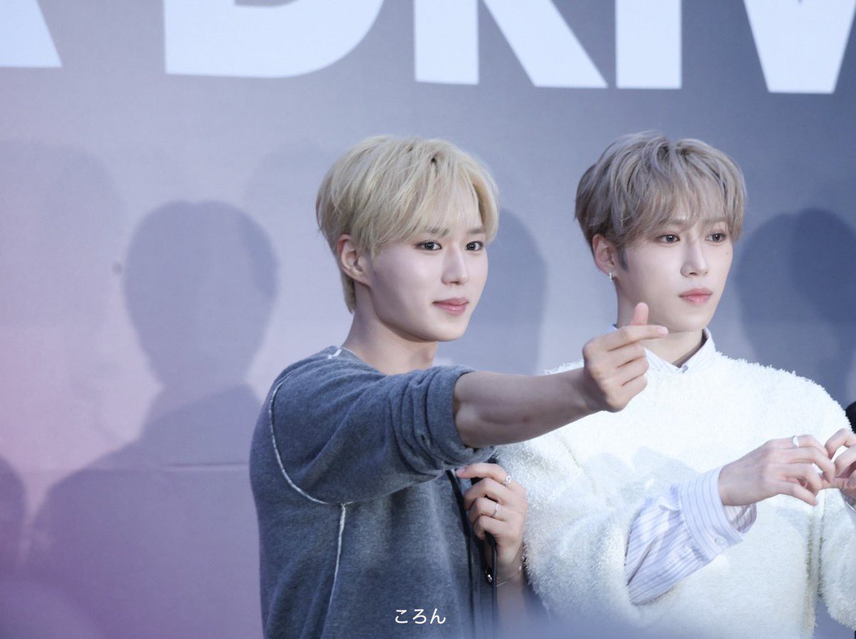 260421 ALD1 데뷔 백일잔치

첫 금발준서^>⸝⸝⸝⸝<^

#ALD1 #준서 #JUNSEO  #ジュンソ