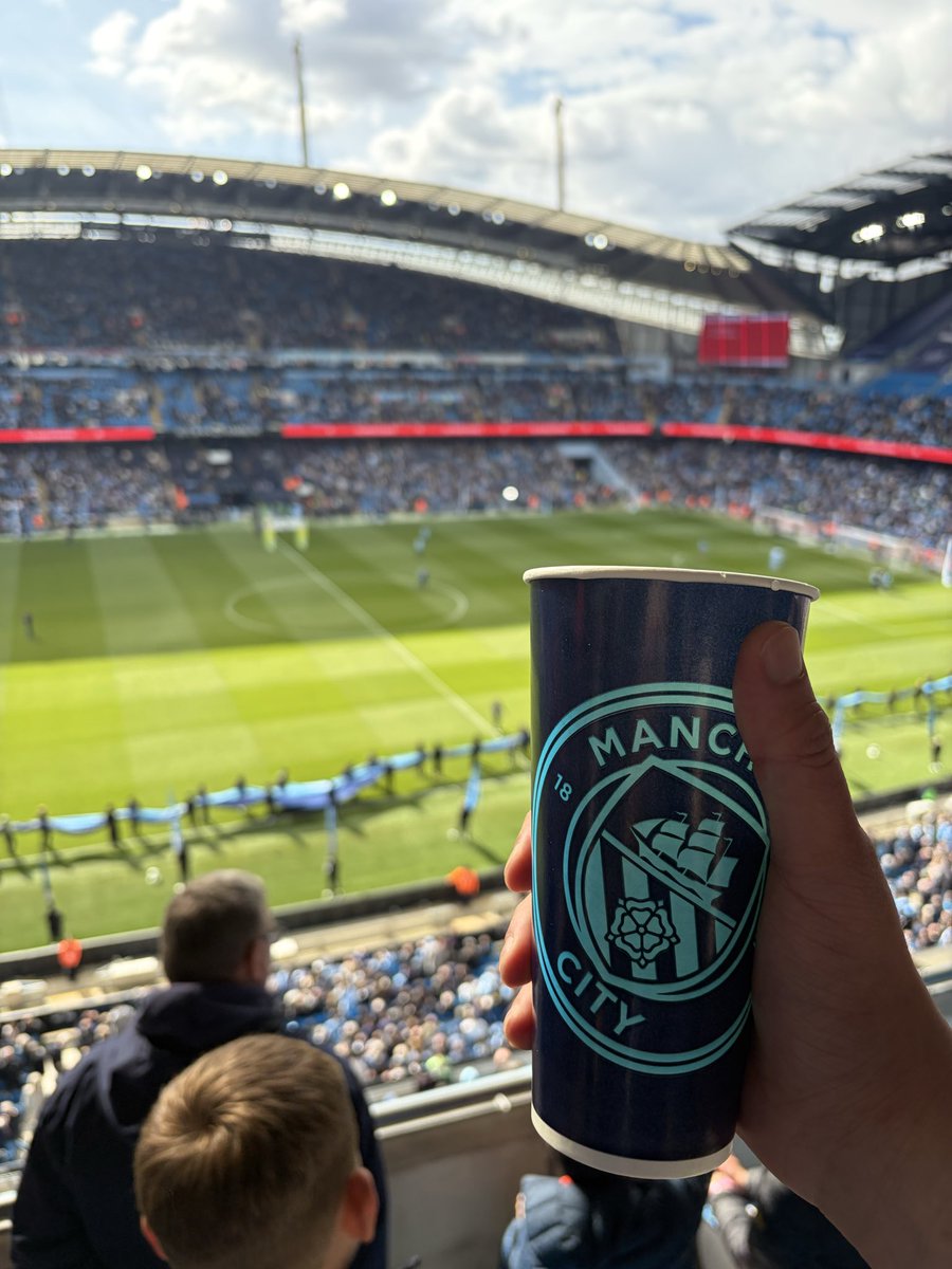 Rayksaaaaa's tweet photo. ROAD TO THE 🏆
@ManCity 🩵🩵🩵 https://t.co/2jQFmxcman