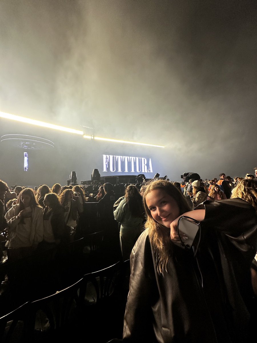 wiktoria🩶✨FUtttURA🛸🔜 tweet media